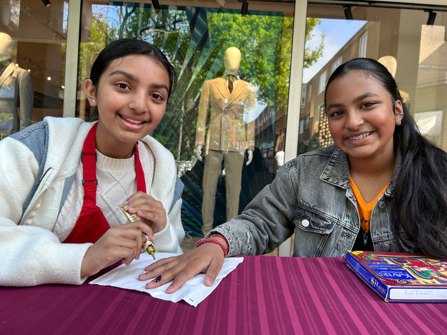 Mehndi door Siya & Avantika