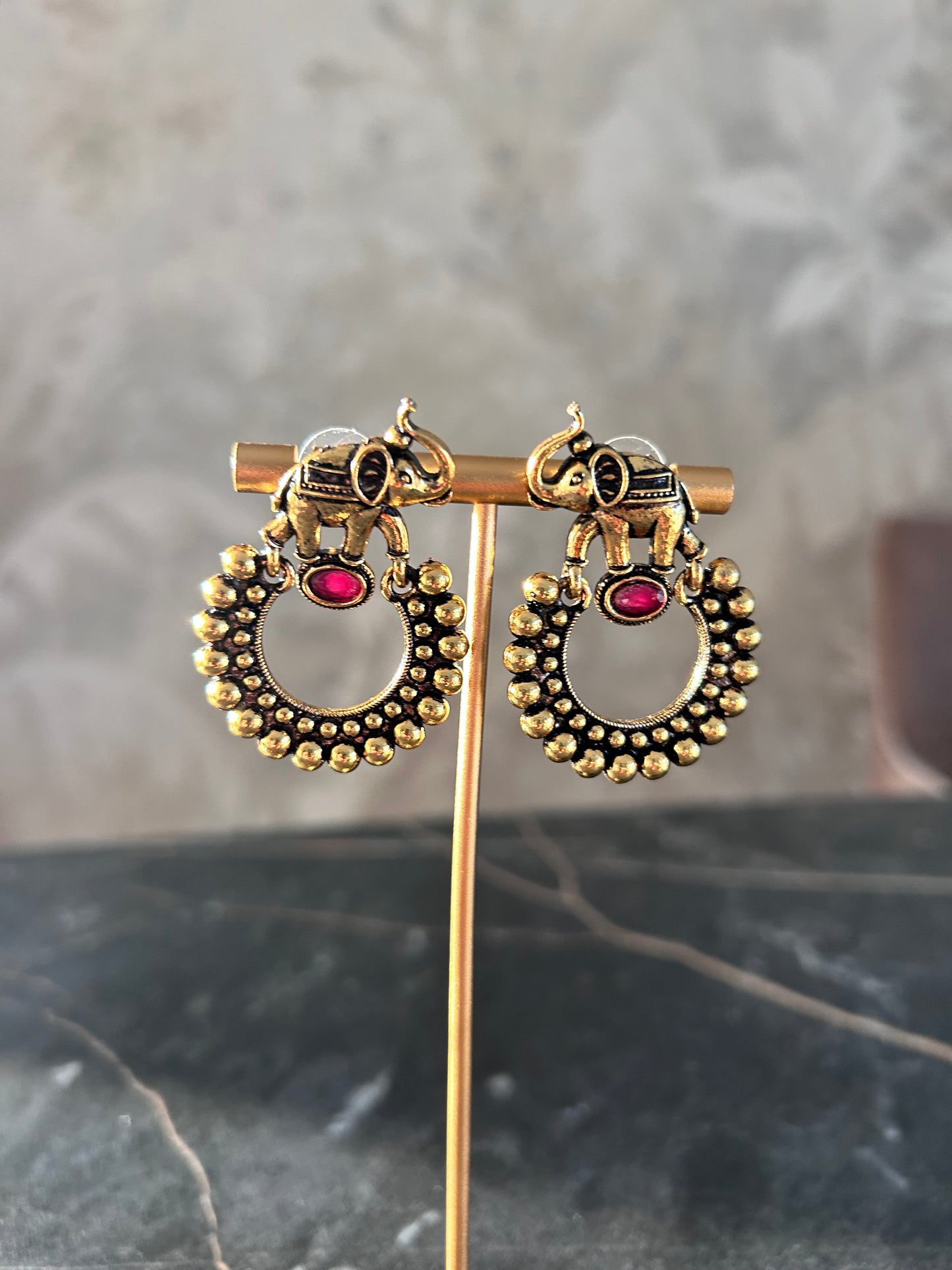 Jhumka olifant